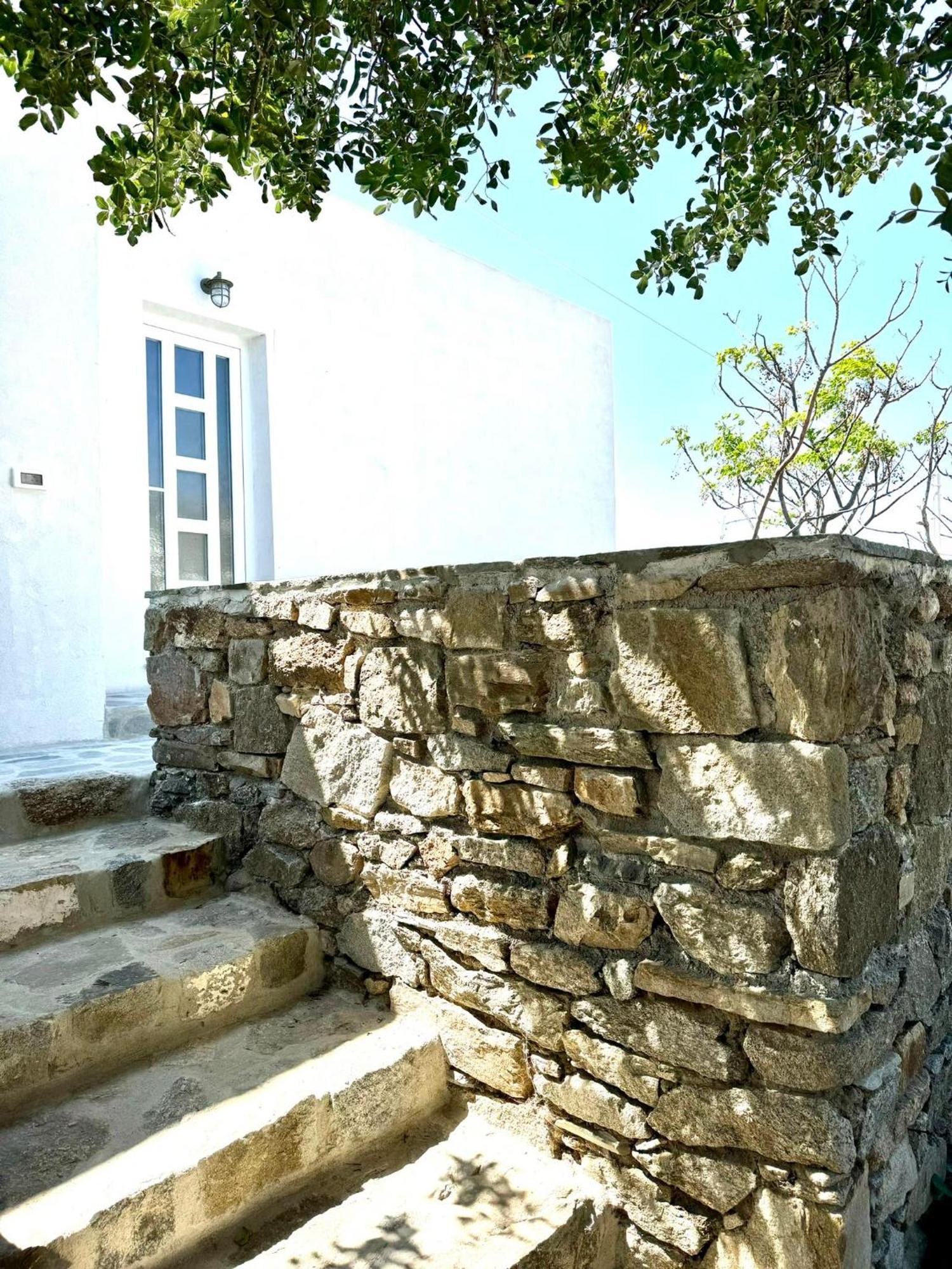 Oxalis Mykonos Apartments Plintri Exterior foto